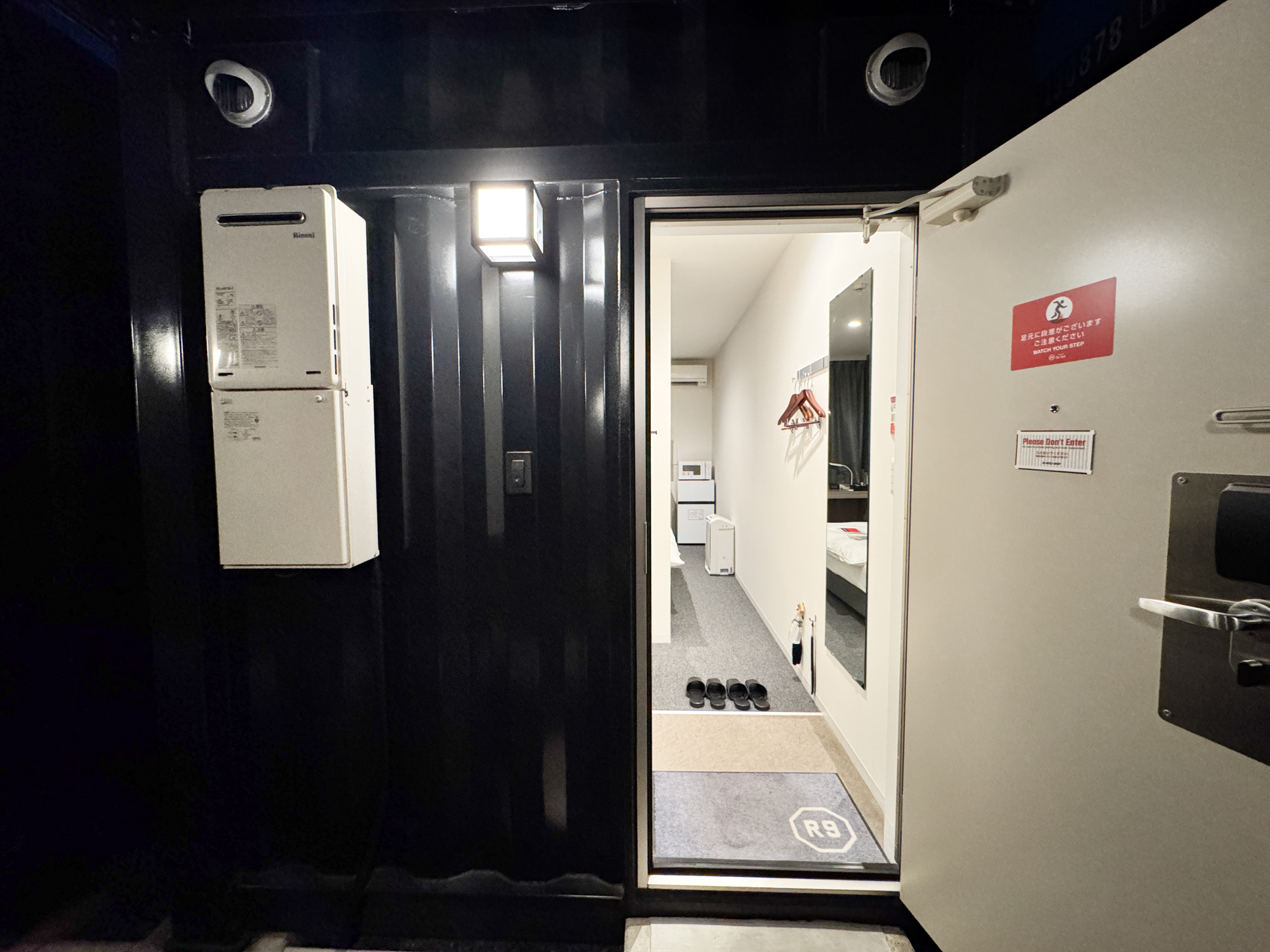 HOTEL R9 The Yard 結城|貨櫃屋過夜初體驗!不用擔心停車位的自駕首選! - 第13張圖 HOTEL R9 The Yard