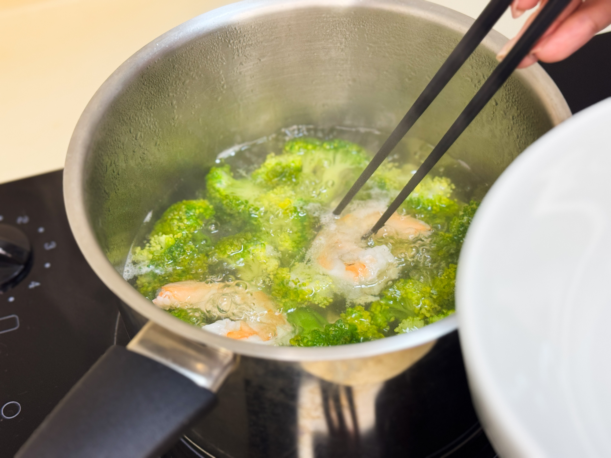 焗烤白醬花椰菜|初級烤箱料理!不焗飯麵,來焗花椰,松露白醬超推! - 第4張圖 焗烤海鮮花椰菜